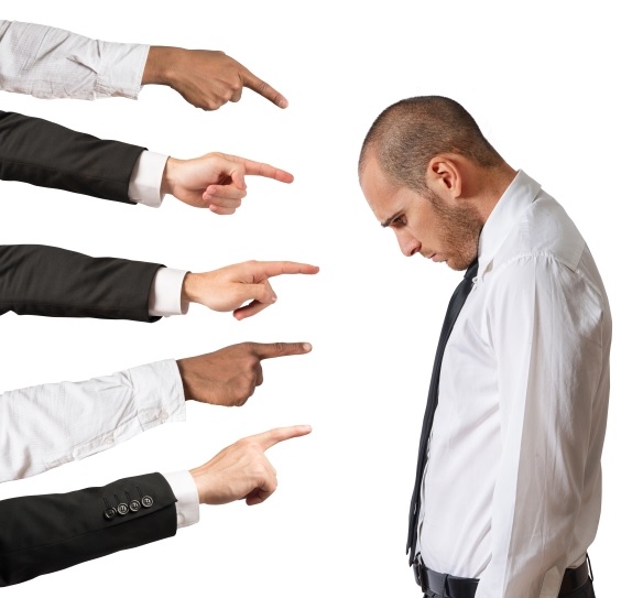 Gestor e Empresa Responsabilizados Gestor e Empresa Responsabilizados